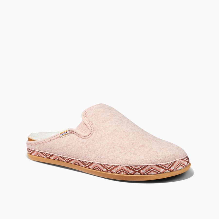 Reef | Women's Cushion Homey Snuggles Slippers (Pink Horizon) It